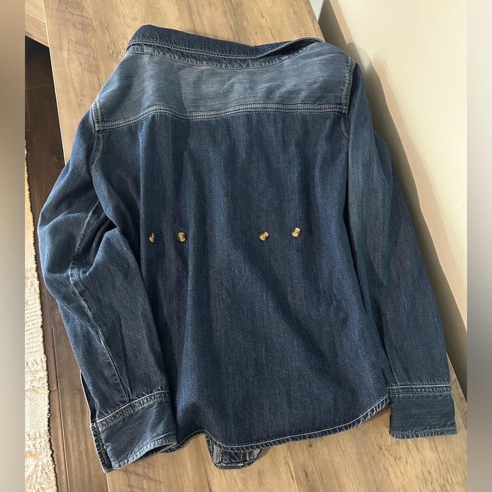 Good American x Dolly Collab Denim Button-Up Shirt | Medium Wash | Size S NWT - Picture 6 of 6
